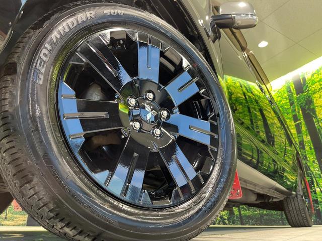 【純正１８インチアルミホイール】外観にマッチした純正アルミホイールを装着しております。各種社外アルミホイールや、スタッドレスタイヤも取扱いしております。是非ご相談ください♪