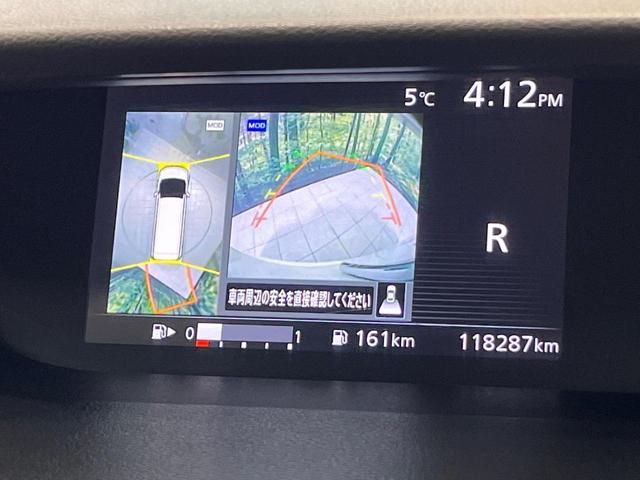 セレナ ハイウェイスター　フリップダウンモニター　純正９インチナビ　全周囲カメラ　衝突軽減　プロパイロット　両側パワースライドドア　デジタルインナーミラー　ＬＥＤヘッド　革巻きステアリング　プッシュスタート　スマートキー（5枚目）