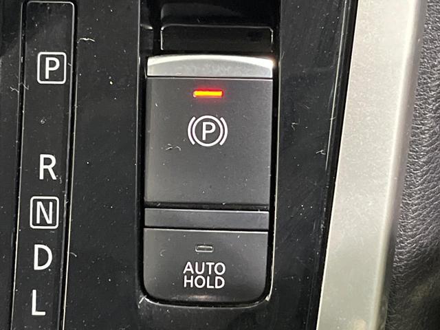 セレナ ハイウェイスター　フリップダウンモニター　純正９インチナビ　全周囲カメラ　衝突軽減　プロパイロット　両側パワースライドドア　デジタルインナーミラー　ＬＥＤヘッド　革巻きステアリング　プッシュスタート　スマートキー（44枚目）