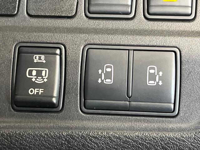 セレナ ハイウェイスター　フリップダウンモニター　純正９インチナビ　全周囲カメラ　衝突軽減　プロパイロット　両側パワースライドドア　デジタルインナーミラー　ＬＥＤヘッド　革巻きステアリング　プッシュスタート　スマートキー（53枚目）