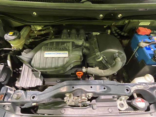 Ｎ－ＢＯＸカスタム Ｇ・Ｌパッケージ　４ＷＤ　ＳＤナビ　バックカメラ　横滑り防止機能　パワースライドドア　ＨＩＤヘッド　オートエアコン　オートライト　電動格納ミラー　プライバシーガラス　アイドリングストップ　プッシュスタート　スマートキー（18枚目）