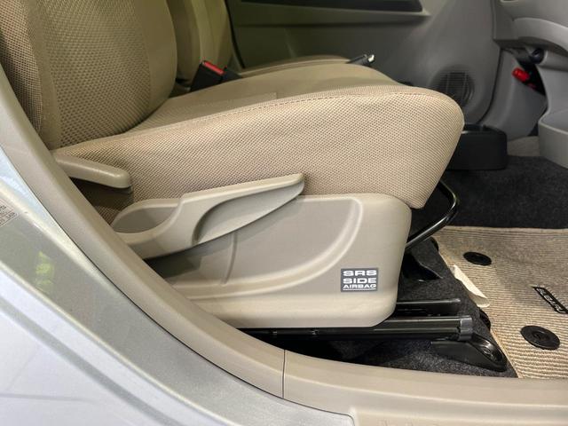 プレオプラス Ｇ　ＣＤオーディオ　ＡＭ／ＦＭ　ドラレコ　革巻きステアリング　横滑り防止機能　アイドリングストップ　オートエアコン　プライバシーガラス　チルトステアリング　シートリフター　盗難警報装置　リモコンキー（29枚目）