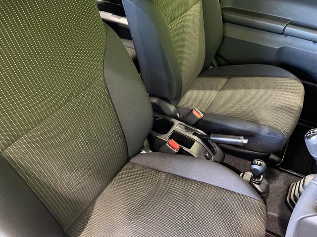 ジムニー ＸＣ　ＭＴ車ＳＤナビ　衝突軽減　Ｂｌｕｅｔｏｏｔｈ　フルセグ　ＥＴＣ　ドラレコ　シートヒーター　ＬＥＤヘッド　オートエアコン　オートライト　革巻きステアリング　クルコン　ステアリングスイッチ　スマートキー（46枚目）