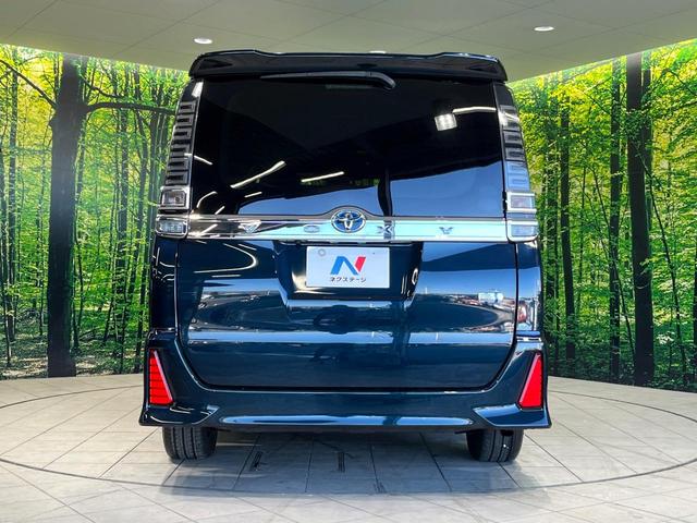 ヴォクシー ハイブリッドＺＳ　煌　７人　純正９型ナビ　バックカメラ　衝突軽減　両側電動スライドドア　Ｂｌｕｅｔｏｏｔｈ　フルセグ　ＥＴＣ　ドラレコ　シートヒーター　ＬＥＤヘッド・フォグ　リアオートエアコン　革巻きステアリング　クルコン（16枚目）