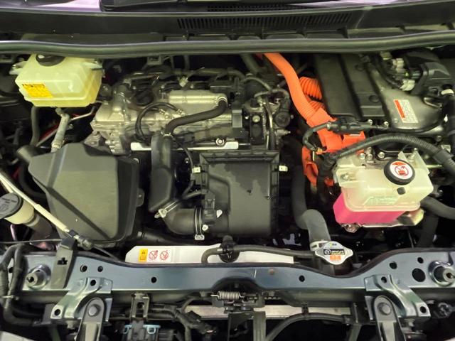 ヴォクシー ハイブリッドＺＳ　煌　７人　純正９型ナビ　バックカメラ　衝突軽減　両側電動スライドドア　Ｂｌｕｅｔｏｏｔｈ　フルセグ　ＥＴＣ　ドラレコ　シートヒーター　ＬＥＤヘッド・フォグ　リアオートエアコン　革巻きステアリング　クルコン（18枚目）