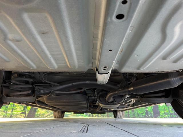 ヴォクシー ハイブリッドＺＳ　煌　７人　純正９型ナビ　バックカメラ　衝突軽減　両側電動スライドドア　Ｂｌｕｅｔｏｏｔｈ　フルセグ　ＥＴＣ　ドラレコ　シートヒーター　ＬＥＤヘッド・フォグ　リアオートエアコン　革巻きステアリング　クルコン（19枚目）