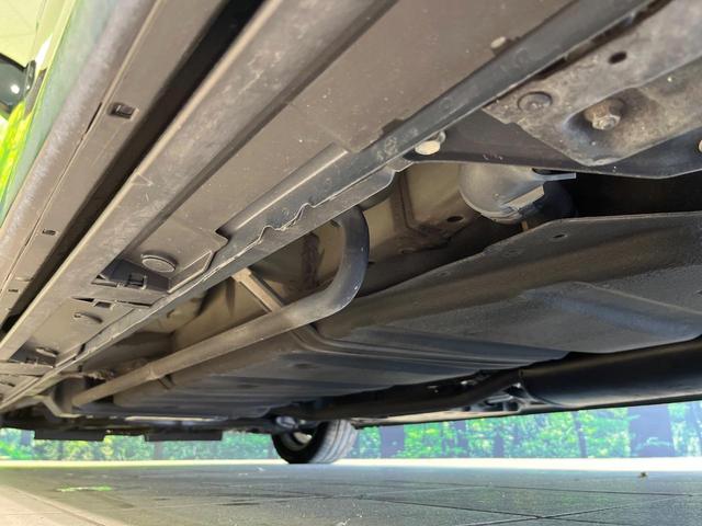 ヴォクシー ハイブリッドＺＳ　煌　７人　純正９型ナビ　バックカメラ　衝突軽減　両側電動スライドドア　Ｂｌｕｅｔｏｏｔｈ　フルセグ　ＥＴＣ　ドラレコ　シートヒーター　ＬＥＤヘッド・フォグ　リアオートエアコン　革巻きステアリング　クルコン（22枚目）