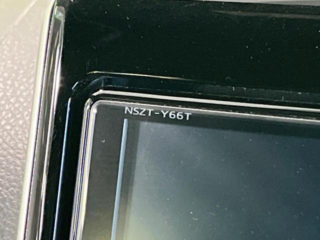 ヴォクシー ハイブリッドＺＳ　煌　７人　純正９型ナビ　バックカメラ　衝突軽減　両側電動スライドドア　Ｂｌｕｅｔｏｏｔｈ　フルセグ　ＥＴＣ　ドラレコ　シートヒーター　ＬＥＤヘッド・フォグ　リアオートエアコン　革巻きステアリング　クルコン（29枚目）