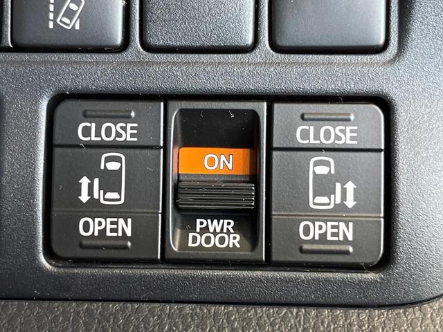 ヴォクシー ハイブリッドＺＳ　煌　７人　純正９型ナビ　バックカメラ　衝突軽減　両側電動スライドドア　Ｂｌｕｅｔｏｏｔｈ　フルセグ　ＥＴＣ　ドラレコ　シートヒーター　ＬＥＤヘッド・フォグ　リアオートエアコン　革巻きステアリング　クルコン（32枚目）