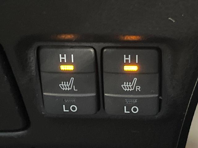 ヴォクシー ハイブリッドＺＳ　煌　７人　純正９型ナビ　バックカメラ　衝突軽減　両側電動スライドドア　Ｂｌｕｅｔｏｏｔｈ　フルセグ　ＥＴＣ　ドラレコ　シートヒーター　ＬＥＤヘッド・フォグ　リアオートエアコン　革巻きステアリング　クルコン（33枚目）