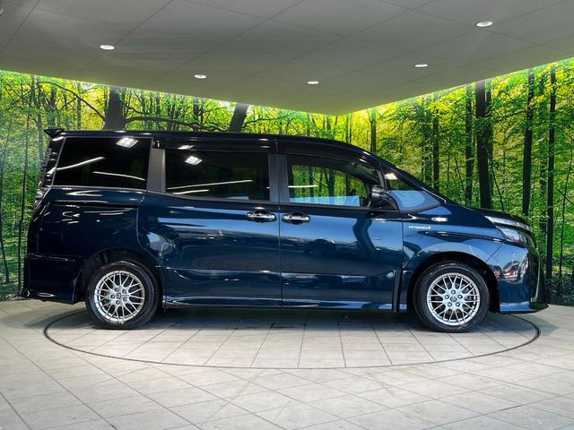 ヴォクシー ハイブリッドＺＳ　煌　７人　純正９型ナビ　バックカメラ　衝突軽減　両側電動スライドドア　Ｂｌｕｅｔｏｏｔｈ　フルセグ　ＥＴＣ　ドラレコ　シートヒーター　ＬＥＤヘッド・フォグ　リアオートエアコン　革巻きステアリング　クルコン（64枚目）