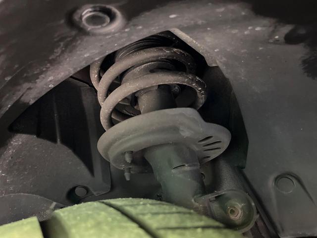 ヴェゼル ｅ：ＨＥＶ　ＰＬａＹ　ガラスルーフ　純正９型ナビ　全周囲カメラ　衝突軽減　アダプティブクルーズ　パワーバックドア　寒冷地仕様　フルセグ　Ｂｌｕｅｔｏｏｔｈ　ＥＴＣ　ドラレコ　シートヒーター　ＬＥＤヘッド　パドルシフト（20枚目）