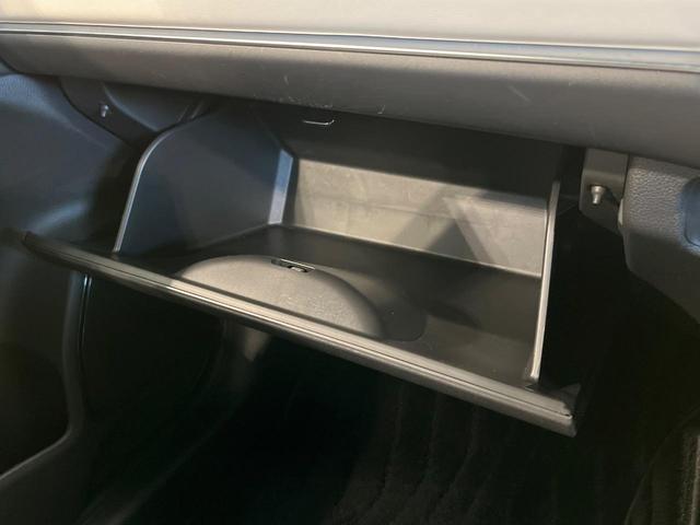 ヴェゼル ｅ：ＨＥＶ　ＰＬａＹ　ガラスルーフ　純正９型ナビ　全周囲カメラ　衝突軽減　アダプティブクルーズ　パワーバックドア　寒冷地仕様　フルセグ　Ｂｌｕｅｔｏｏｔｈ　ＥＴＣ　ドラレコ　シートヒーター　ＬＥＤヘッド　パドルシフト（40枚目）