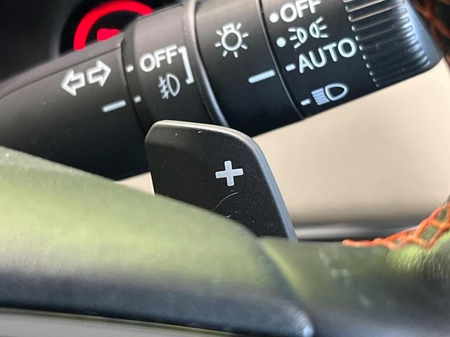 ヴェゼル ｅ：ＨＥＶ　ＰＬａＹ　ガラスルーフ　純正９型ナビ　全周囲カメラ　衝突軽減　アダプティブクルーズ　パワーバックドア　寒冷地仕様　フルセグ　Ｂｌｕｅｔｏｏｔｈ　ＥＴＣ　ドラレコ　シートヒーター　ＬＥＤヘッド　パドルシフト（50枚目）