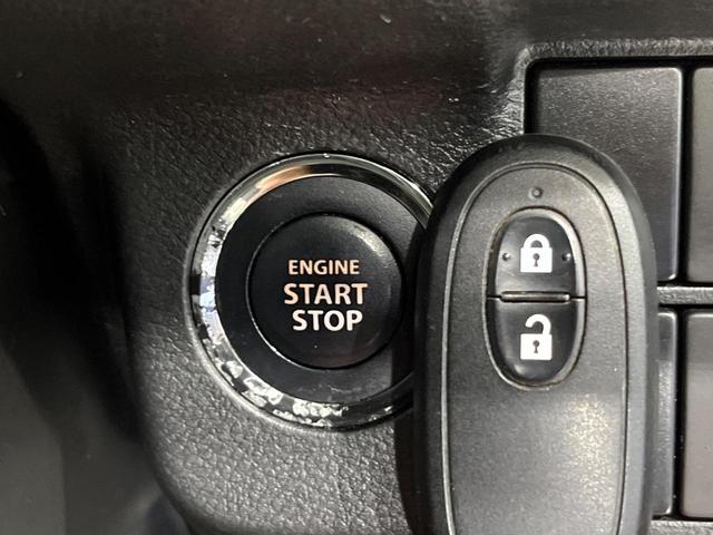 アルトターボＲＳ ベースグレード　ターボ　衝突軽減　ＥＴＣ　シートヒーター　ＬＥＤヘッド　オートエアコン　オートライト　スマートキー　プッシュスタート　革巻きステアリング　パドルシフト　アイドリングストップ　横滑り防止　バニティミラー（5枚目）