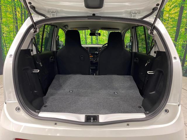 アルトターボＲＳ ベースグレード　ターボ　衝突軽減　ＥＴＣ　シートヒーター　ＬＥＤヘッド　オートエアコン　オートライト　スマートキー　プッシュスタート　革巻きステアリング　パドルシフト　アイドリングストップ　横滑り防止　バニティミラー（10枚目）