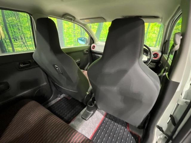 アルトターボＲＳ ベースグレード　ターボ　衝突軽減　ＥＴＣ　シートヒーター　ＬＥＤヘッド　オートエアコン　オートライト　スマートキー　プッシュスタート　革巻きステアリング　パドルシフト　アイドリングストップ　横滑り防止　バニティミラー（27枚目）