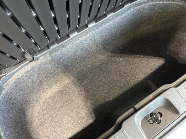 セレナ ｅ－パワー　ハイウェイスターＶ　登録済未使用車　メーカー１２．３インチナビ　全周囲カメラ　衝突軽減　プロパイロット　レーダークルーズ　デジタルインナーミラー　両側パワースライドドア　ＥＴＣ　フルセグ　プッシュスタート　スマートキー（39枚目）