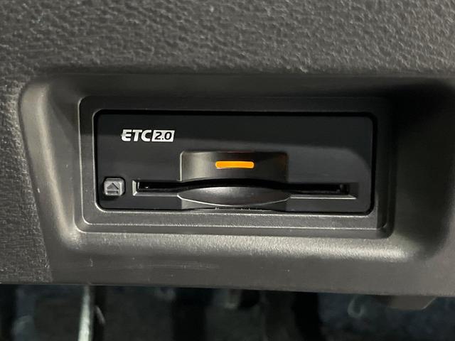 セレナ ハイウェイスターＶ　純正１２．３型ナビ　プロパイロット　全周囲カメラ　後席モニター　両側パワスラ　デジタルインナーミラー　Ｂｌｕｅｔｏｏｔｈ　ＥＴＣ　フルセグ　ＬＥＤヘッド　オートライト　ダブルエアコン　スマートキー（7枚目）