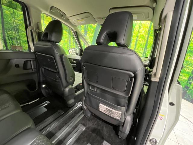 セレナ ハイウェイスターＶ　純正１２．３型ナビ　プロパイロット　全周囲カメラ　後席モニター　両側パワスラ　デジタルインナーミラー　Ｂｌｕｅｔｏｏｔｈ　ＥＴＣ　フルセグ　ＬＥＤヘッド　オートライト　ダブルエアコン　スマートキー（32枚目）