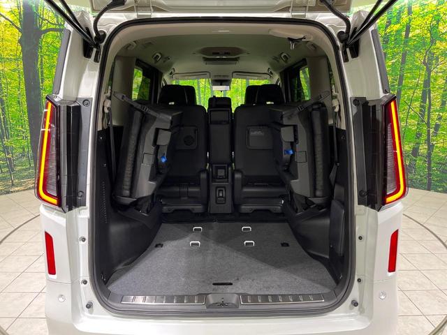 セレナ ハイウェイスターＶ　純正１２．３型ナビ　プロパイロット　全周囲カメラ　後席モニター　両側パワスラ　デジタルインナーミラー　Ｂｌｕｅｔｏｏｔｈ　ＥＴＣ　フルセグ　ＬＥＤヘッド　オートライト　ダブルエアコン　スマートキー（36枚目）