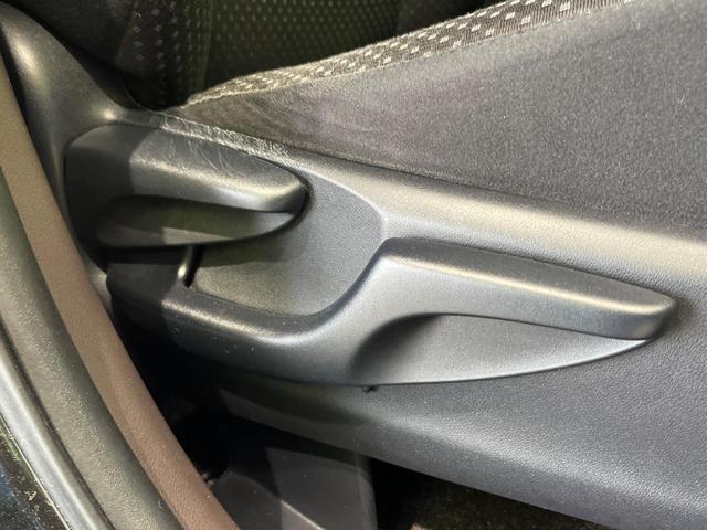 スペイド Ｆ　ジャック　モデリスタエアロ　ディスプレイオーディオ　パワースライドドア　Ｂｌｕｅｔｏｏｔｈ　ＥＴＣ　ＨＩＤヘッド　オートライト　プッシュスタート　イモビライザー　プライバシーガラス　スマートキー（29枚目）