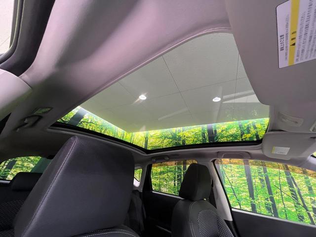 デュアリス ２０Ｇ　ＦＯＵＲ　ガラスルーフ　４ＷＤ　ＳＤナビ　Ｂｌｕｅｔｏｏｔｈ　フルセグ　ＥＴＣ　ＨＩＤヘッド　デュアルオートエアコン　オートライト　スマートキー　革巻きステアリング　電動格納ミラー　プライバシーガラス（3枚目）