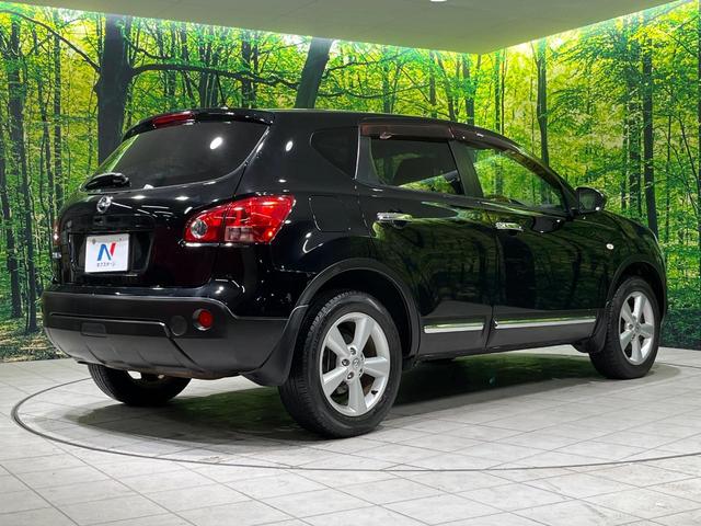 デュアリス ２０Ｇ　ＦＯＵＲ　ガラスルーフ　４ＷＤ　ＳＤナビ　Ｂｌｕｅｔｏｏｔｈ　フルセグ　ＥＴＣ　ＨＩＤヘッド　デュアルオートエアコン　オートライト　スマートキー　革巻きステアリング　電動格納ミラー　プライバシーガラス（17枚目）