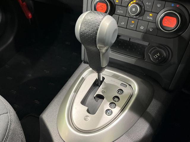 デュアリス ２０Ｇ　ＦＯＵＲ　ガラスルーフ　４ＷＤ　ＳＤナビ　Ｂｌｕｅｔｏｏｔｈ　フルセグ　ＥＴＣ　ＨＩＤヘッド　デュアルオートエアコン　オートライト　スマートキー　革巻きステアリング　電動格納ミラー　プライバシーガラス（24枚目）