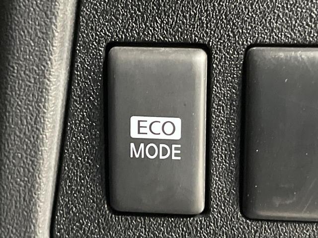 デュアリス ２０Ｇ　ＦＯＵＲ　ガラスルーフ　４ＷＤ　ＳＤナビ　Ｂｌｕｅｔｏｏｔｈ　フルセグ　ＥＴＣ　ＨＩＤヘッド　デュアルオートエアコン　オートライト　スマートキー　革巻きステアリング　電動格納ミラー　プライバシーガラス（45枚目）