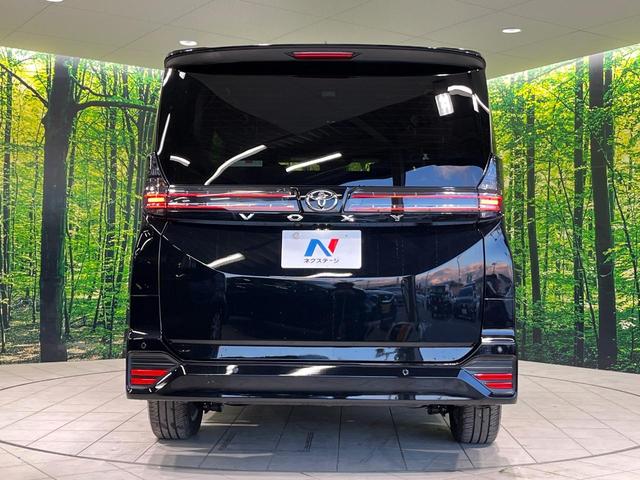 ヴォクシー Ｓ－Ｚ　４ＷＤ　７人乗　純正１０．５型ナビ機能付きディスプレイオーディオ　バックカメラ　衝突軽減　レーダークルーズ　両側電動スライドドア　Ｂｌｕｅｔｏｏｔｈ　フルセグ　ＥＴＣ　ドラレコ　リアオートエアコン（16枚目）