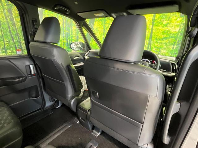 ヴォクシー Ｓ－Ｚ　４ＷＤ　７人乗　純正１０．５型ナビ機能付きディスプレイオーディオ　バックカメラ　衝突軽減　レーダークルーズ　両側電動スライドドア　Ｂｌｕｅｔｏｏｔｈ　フルセグ　ＥＴＣ　ドラレコ　リアオートエアコン（32枚目）