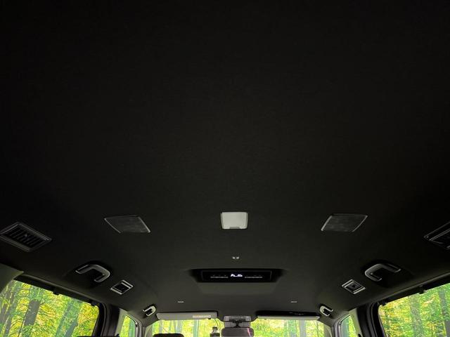 ヴォクシー Ｓ－Ｚ　４ＷＤ　７人乗　純正１０．５型ナビ機能付きディスプレイオーディオ　バックカメラ　衝突軽減　レーダークルーズ　両側電動スライドドア　Ｂｌｕｅｔｏｏｔｈ　フルセグ　ＥＴＣ　ドラレコ　リアオートエアコン（33枚目）