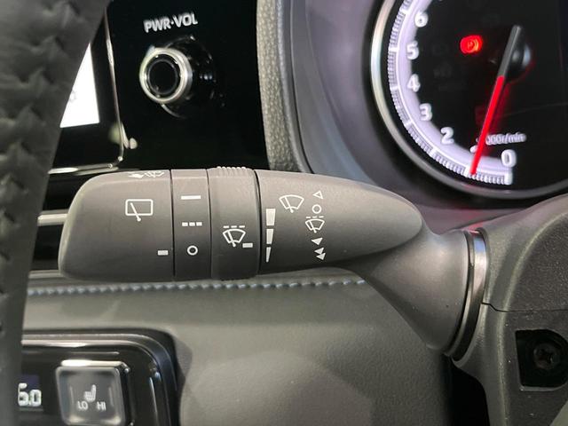 ヴォクシー Ｓ－Ｚ　４ＷＤ　７人乗　純正１０．５型ナビ機能付きディスプレイオーディオ　バックカメラ　衝突軽減　レーダークルーズ　両側電動スライドドア　Ｂｌｕｅｔｏｏｔｈ　フルセグ　ＥＴＣ　ドラレコ　リアオートエアコン（43枚目）