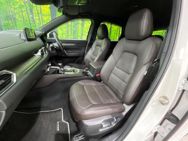 ＣＸ－５ ２５Ｓ　エクスクルーシブモード　４ＷＤ　ＢＯＳＥサウンド　純正１０．２５型ナビ　全周囲カメラ　衝突軽減　レーダークルーズ　パワーバックドア　メモリー機能付パワーシート　シートベンチレーション　革シート　Ｂｌｕｅｔｏｏｔｈ　フルセグ（30枚目）