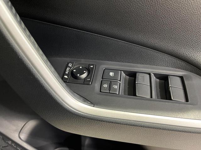 ＲＡＶ４ ハイブリッドＧ　４ＷＤ　寒冷地仕様　純正９型ナビ　衝突軽減　レーダクルーズ　バックカメラ　電動リアゲート　デジタルミラー　Ｂｌｕｅｔｏｏｔｈ　ＥＴＣ　フルセグ　ドラレコ　ＬＥＤヘッド　オートライト　電動格納ミラー（45枚目）