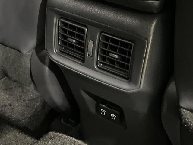 ＲＡＶ４ ハイブリッドＧ　４ＷＤ　寒冷地仕様　純正９型ナビ　衝突軽減　レーダクルーズ　バックカメラ　電動リアゲート　デジタルミラー　Ｂｌｕｅｔｏｏｔｈ　ＥＴＣ　フルセグ　ドラレコ　ＬＥＤヘッド　オートライト　電動格納ミラー（49枚目）