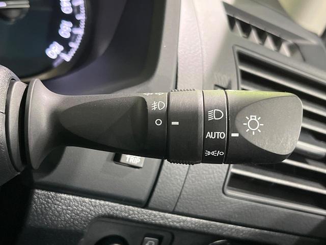 ランドクルーザープラド TX 4WD 7人乗り サンルーフ ルーフレール SDナビ バックカメラ 衝突軽減 レーダークルーズ Bluetooth LEDヘッド オートライト オートハイビーム オートエアコン スマートキー(27枚目)