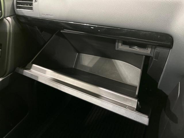 ランドクルーザープラド TX 4WD 7人乗り サンルーフ ルーフレール SDナビ バックカメラ 衝突軽減 レーダークルーズ Bluetooth LEDヘッド オートライト オートハイビーム オートエアコン スマートキー(39枚目)