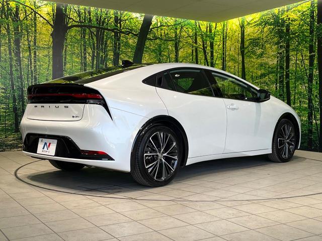 プリウス Z ガラスルーフ 純正12.3型ナビ付DA 全周囲カメラ 衝突軽減 電動リアゲート シートベンチレーション Bluetooth ETC ステアリングヒーター LEDヘッド オートライト オートハイビーム(17枚目)