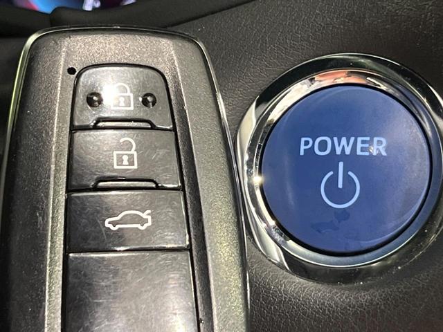 クラウンハイブリッド ＲＳアドバンス　純正８型ナビ　全周囲カメラ　衝突軽減　レーダークルーズ　ブラインドスポットモニター　デジタルインナーミラー　３眼ＬＥＤヘッド　パワーシート　シートヒーター　パドルシフト　ステアリングヒーター　ステリモ（32枚目）