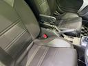 エクスプレイ　ＭＴ車　ＣＤオーディオ　ＡＭ／ＦＭラジオ　ＥＴＣ　ドラレコ　シートヒーター　ＬＥＤヘッド　スマートキー　プッシュスタート　オートエアコン　革巻きステアリング　横滑り防止装置　パワーウィンドウ（31枚目）