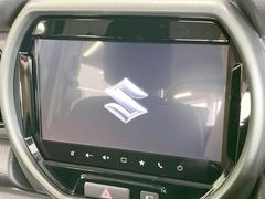 【純正ナビ】人気の純正ナビを装備。オーディオ機能も充実しており、Ｂｌｕｅｔｏｏｔｈ接続すればお持ちのスマホやＭＰ３プレイヤーの音楽を再生可能！毎日の運転がさらに楽しくなります！！ 4