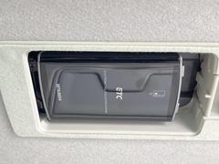 【ＥＴＣ】高速道路の料金所をストレスなく通過！話題のスポットやサービスエリアに多い「スマートIntercooler」利用時は必須のアイテムです。当店でセットアップを実施、ご納車当日からすぐにご利用いただけます！ 6