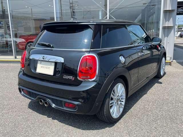 ＭＩＮＩ クーパーＳ　本革シート・シートヒーター・ナビ（28枚目）
