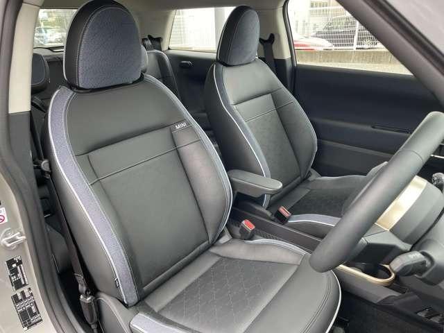 ＭＩＮＩ クーパーＳＥ　クラシック・トリム　弊社元デモカー・ＣＬＡＳＳＩＣ　ＴＲＩＭ・充電器付属（34枚目）