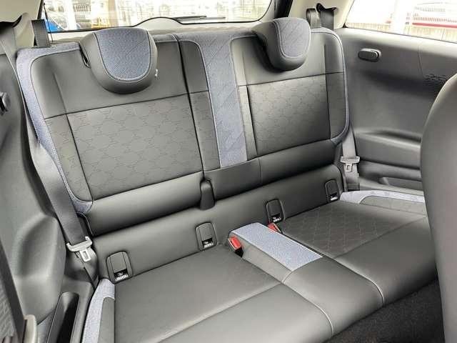 ＭＩＮＩ クーパーＳＥ　クラシック・トリム　弊社元デモカー・ＣＬＡＳＳＩＣ　ＴＲＩＭ・充電器付属（37枚目）
