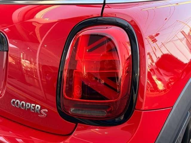 ＭＩＮＩ クーパーＳ　ＭＴ車・中期型・ナビ（14枚目）