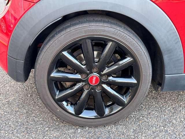 ＭＩＮＩ クーパーＳ　ＭＴ車・中期型・ナビ（17枚目）