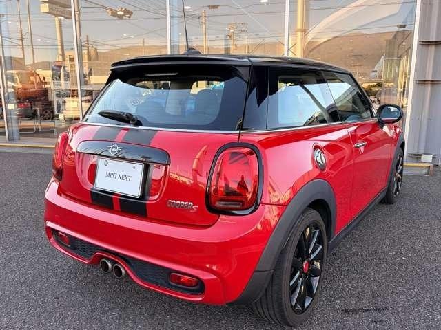 ＭＩＮＩ クーパーＳ　ＭＴ車・中期型・ナビ（32枚目）